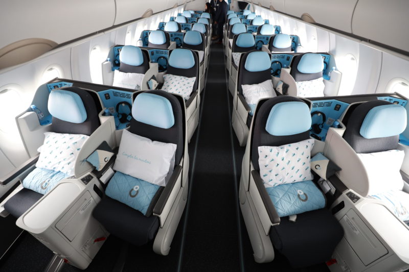 rows of seats on an airplane