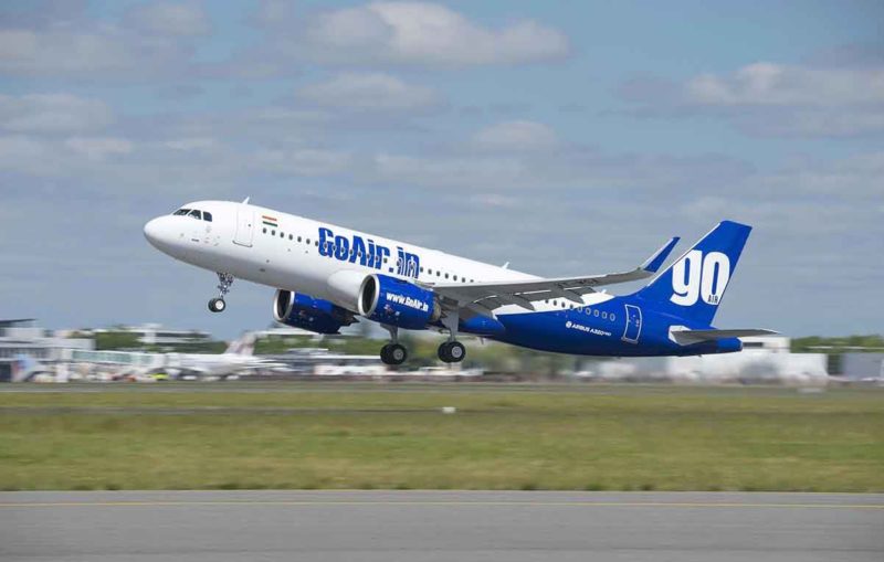 GoAir Airbus A320neo Lands on Grass