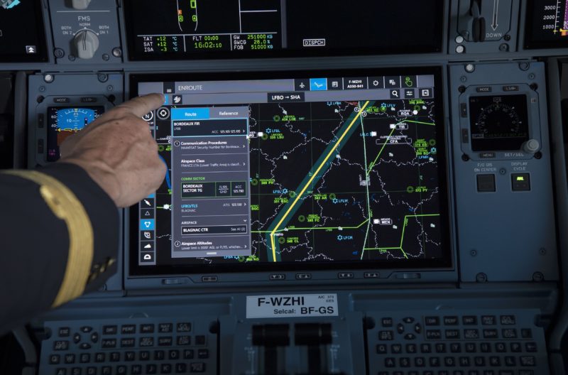 Airbus Delivers First A350 With Touchscreen Cockpit