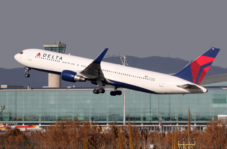 Darts frisch Glocke delta airlines 767 Bergsteiger Winter Sogenannt