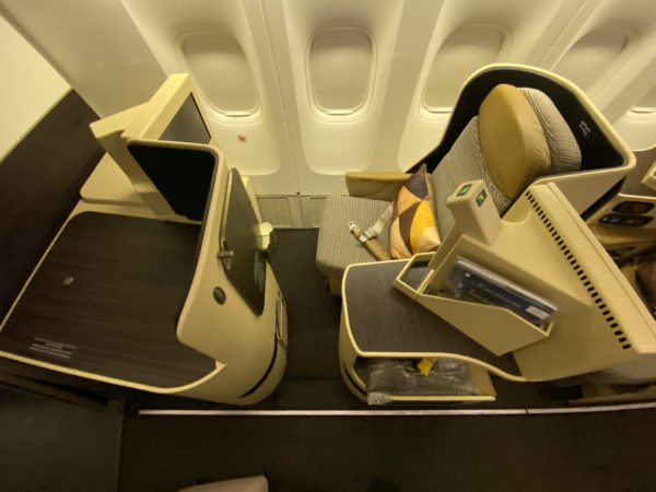 business class etihad baggage allowance