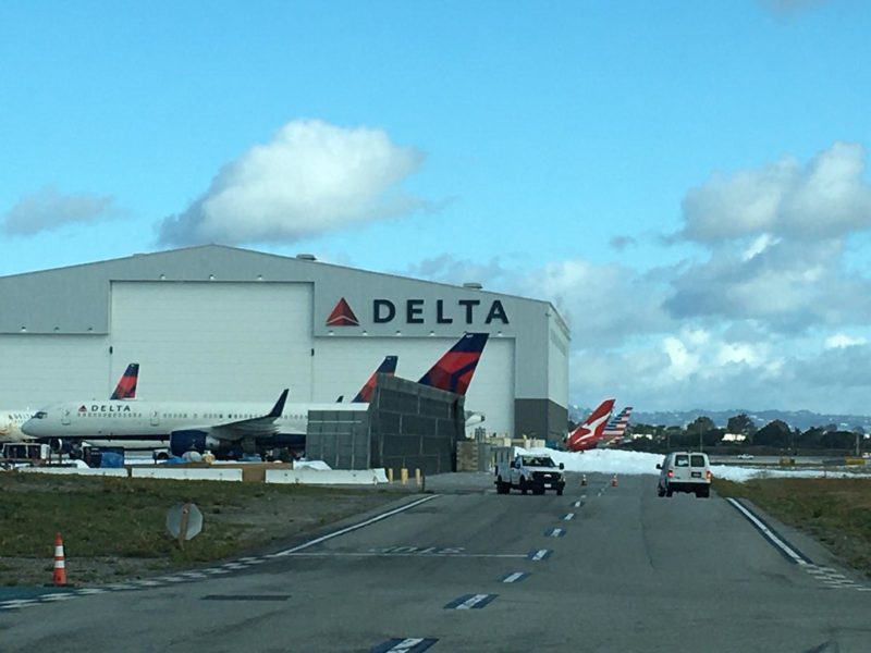 Delta Air Lines Hangar Involved in Foaming Incident
