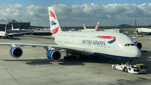 COVID-19 US Extends Restrictions to UK and Ireland