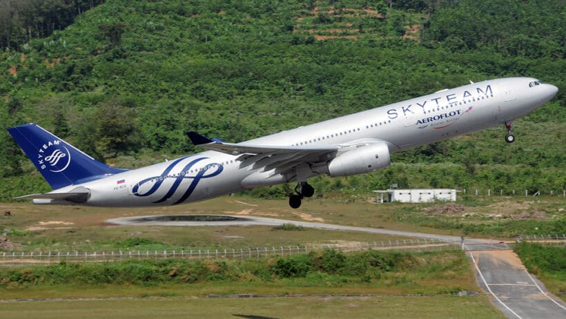 AEROFLOT AND S7 AIRLINES SUSPEND ALL INTERNATIONAL FLIGHTS, AVOID SEIZURE OF AIRCRAFT ABROAD