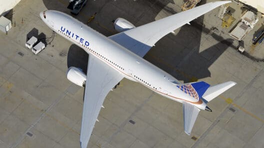 United Airlines Lose $100 million a Day