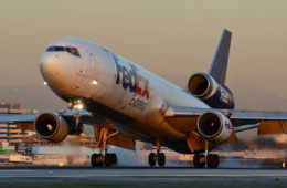 FedEx MD-11 Lost Wheel take-off