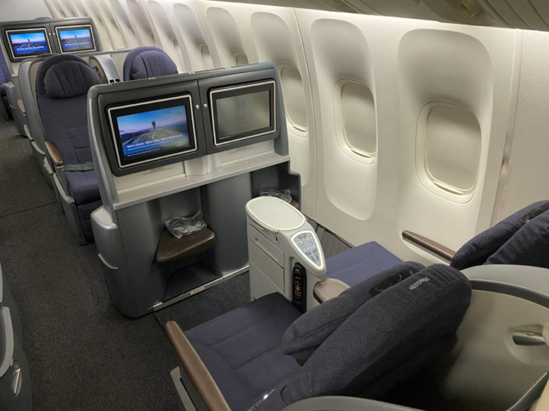 United 777 200 First Class