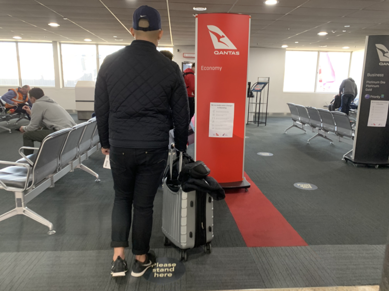 qantas boarding lane