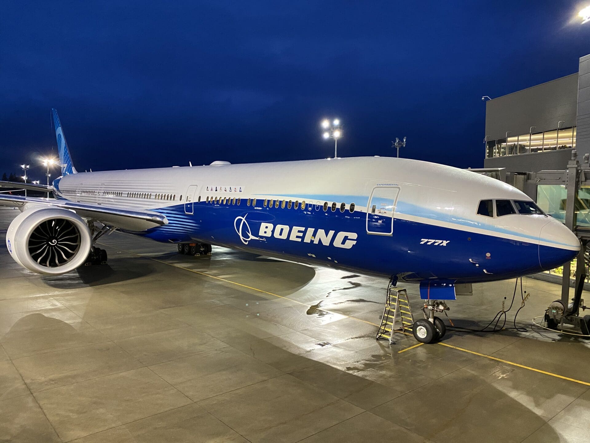 Boeing 777X Delay