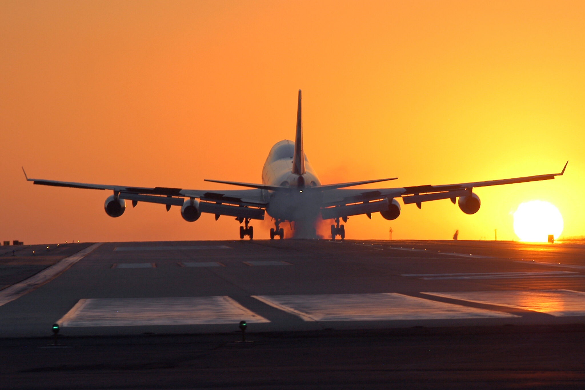 when did commercial air travel become available