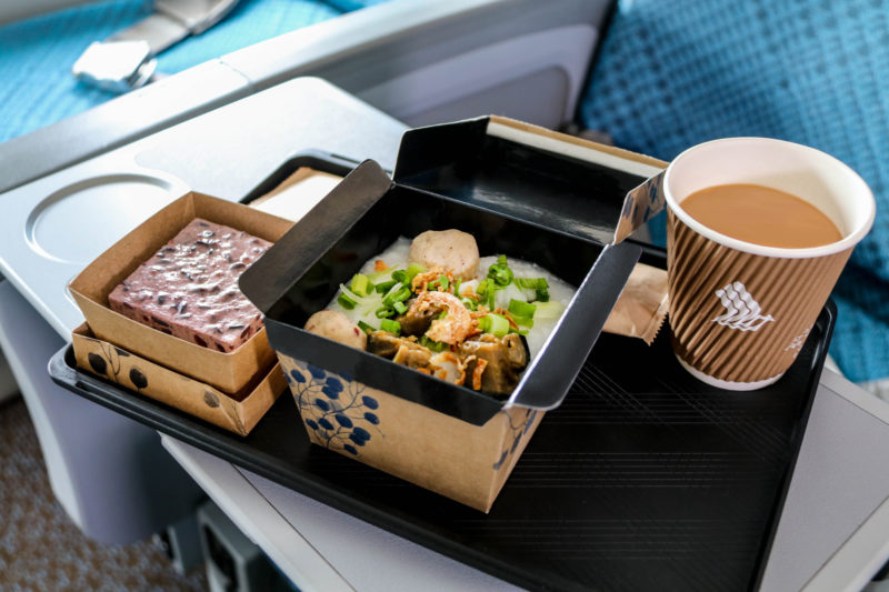 Singapore Airlines, new Congee and Pulut Hitam for short haul economy class meals