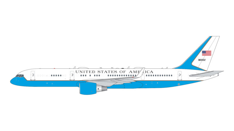 GeminiJets GJAFO1635 1:400 USAF Boeing C-32A (757-200) "Air Force Two"