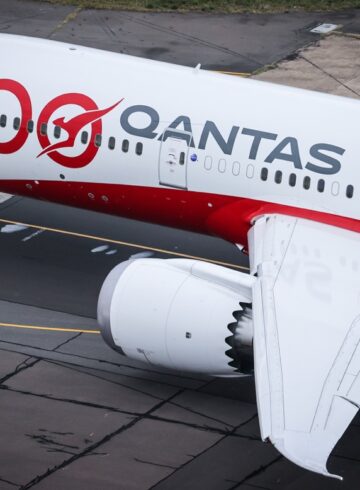 Qantas to Push Back International Flights
