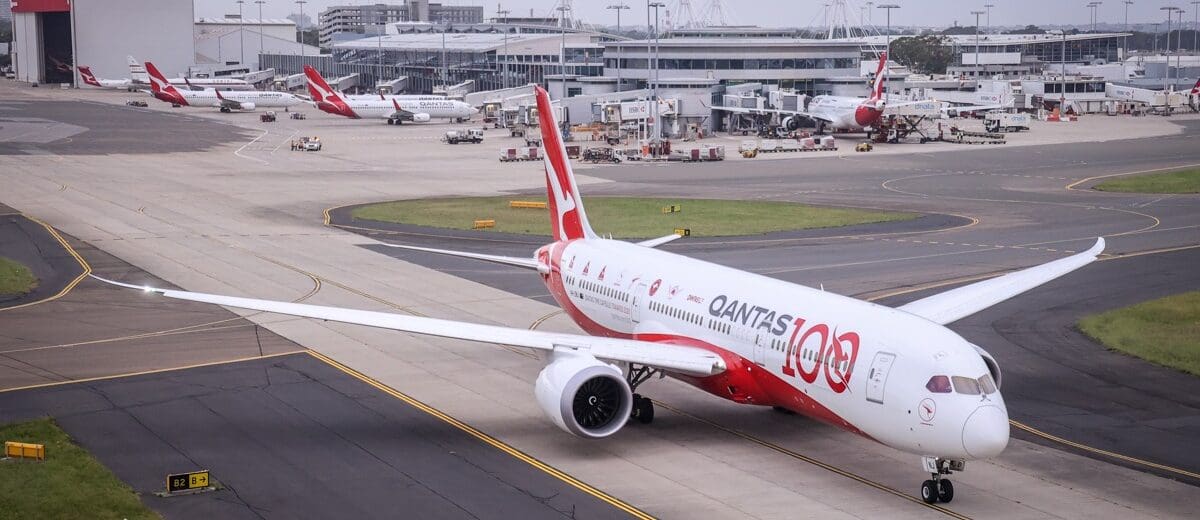 Qantas Resume International Flights