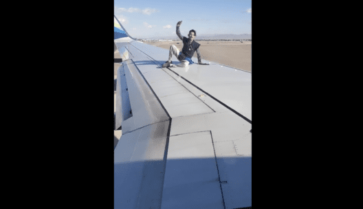 Alaska Airlines Wing