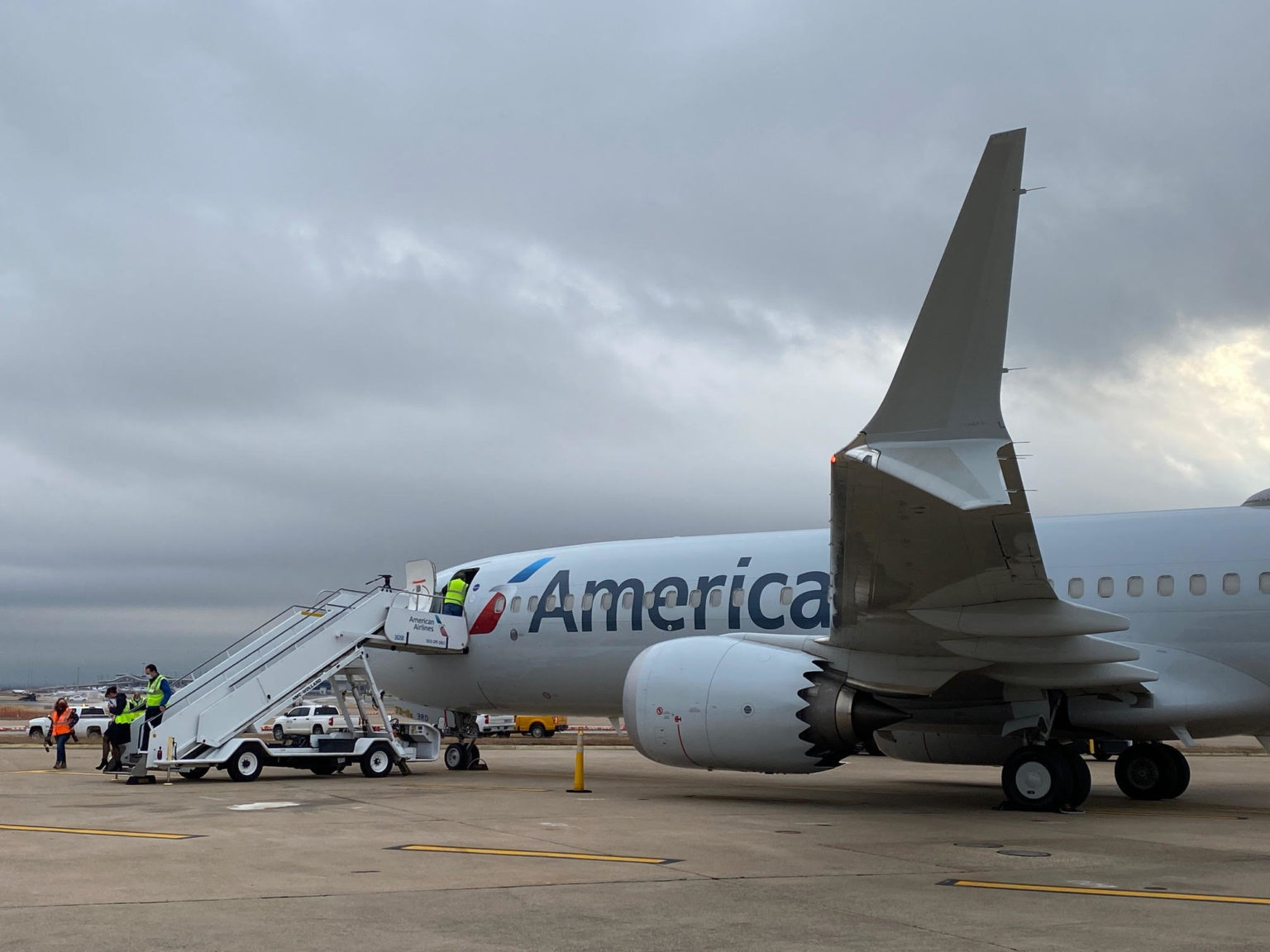 American Airlines Returns B737 MAX to the Skies - SamChui.com