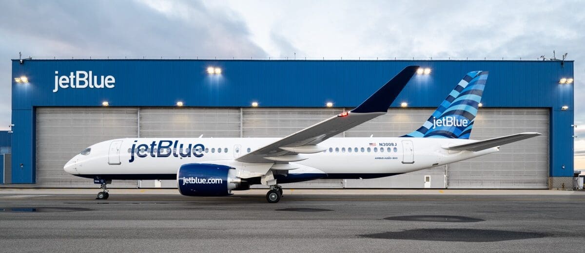JetBlue A220