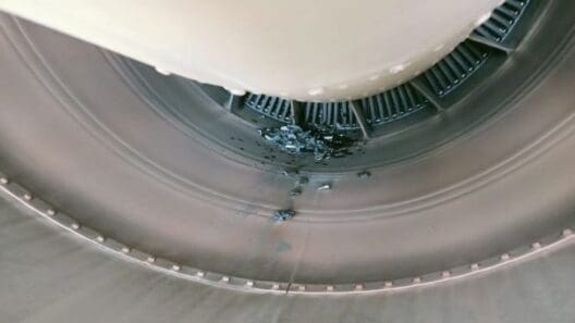 Garuda B737 Suffers Engine Failure