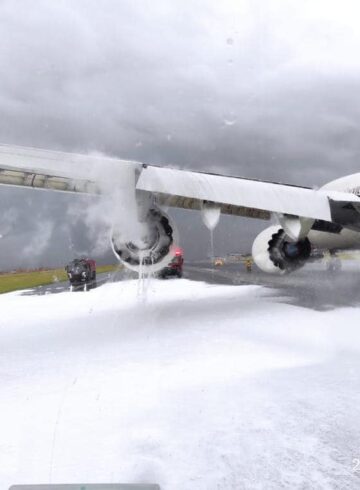 UPS Boeing 747-8 Returns to Hong Kong after Engine Fire