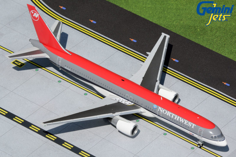 GeminiJets G2NWA965 1:200 Northwest Airlines Boeing 757-200 N541US