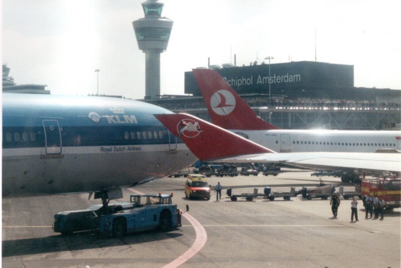 Story: Flying Northwest Airlines B747-400 With 1 Winglet Missing
