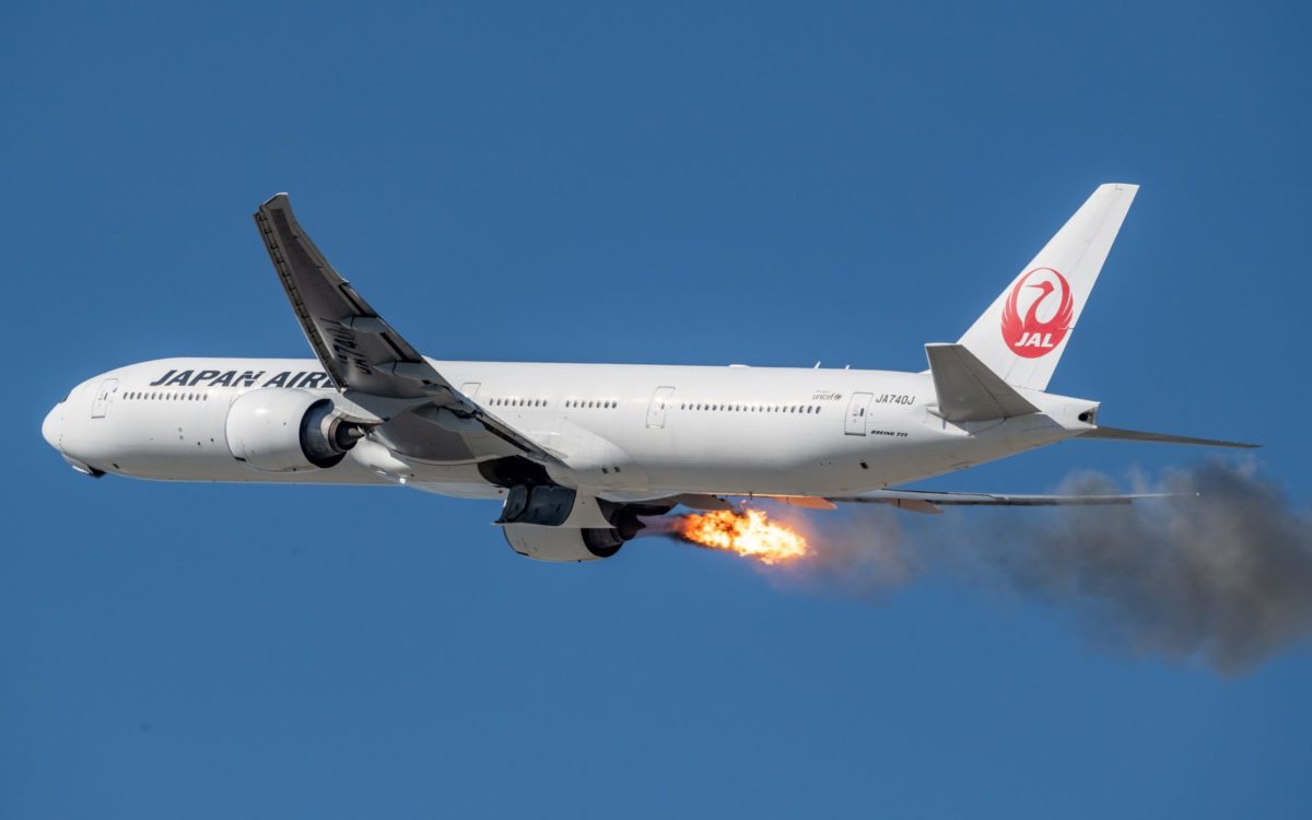 JAL Boeing 777 Suffers Engine Failure After Take Off