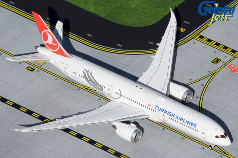 GeminiJets GJTHY2018 1:400 Turkish Airlines Boeing 787-9 Dreamliner TC-LLO