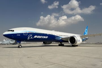 Boeing 777X Deliveries Delay to 2025 - Mixed Response from Airlines