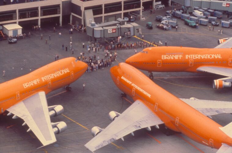 10 Major AIrlines of the past
