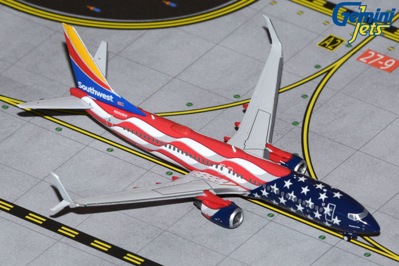 GeminiJets GJSWA2039 1:400 Southwest Airlines Boeing 737-800 "Freedom One" N500WR