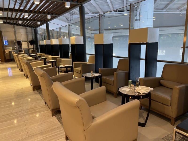 Singapore Airlines SilverKris Lounge