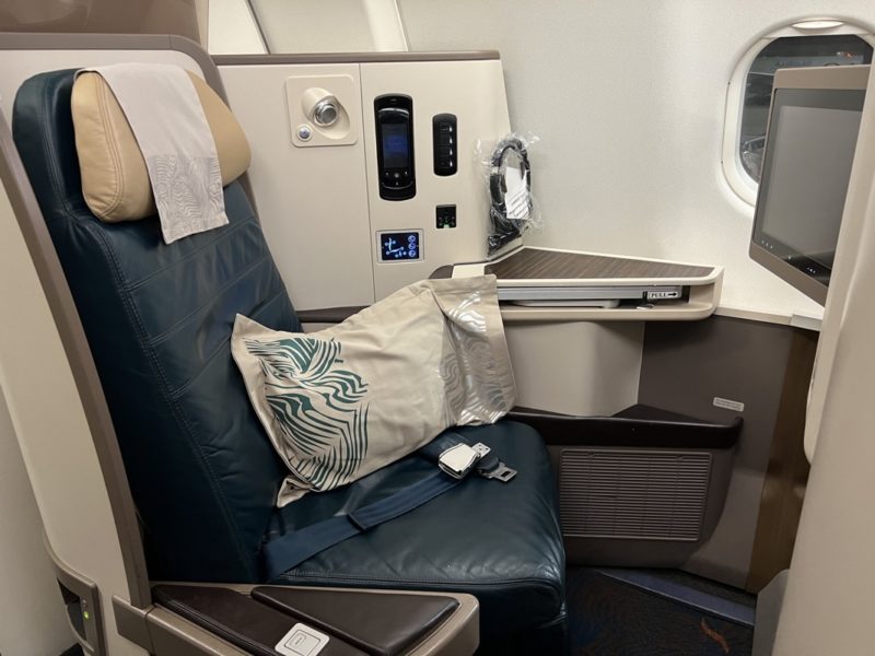 Sri Lankan Airlines Business Class seating 6A
