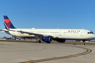Delta Airbus A321 Blows Out Tire During Landing Cause Runway Excursion