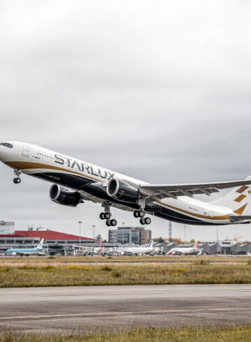 STARLUX A330