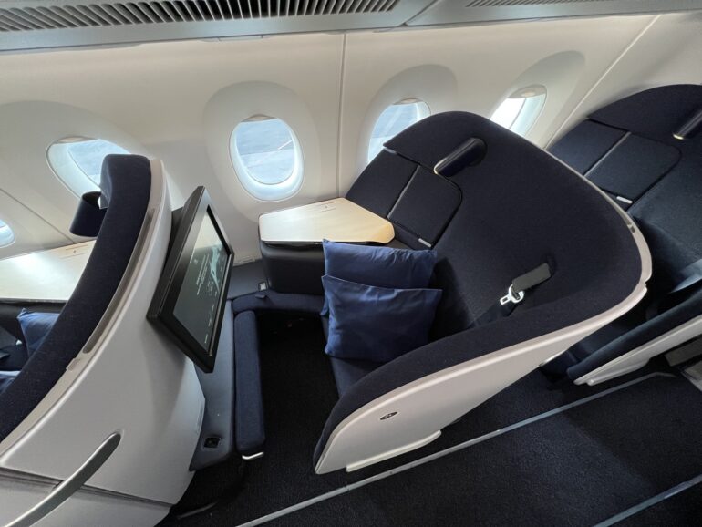 Trip Report: Finnair’s New Business Class on A350 - SamChui.com