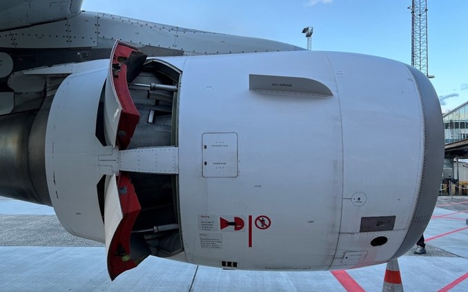 Serious Incident: TAP A320 Thrust Reverser Deploys During Go-Around