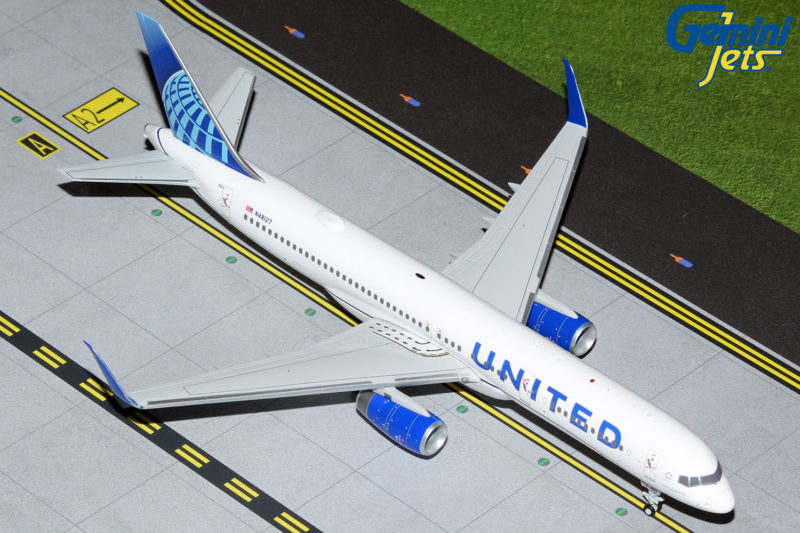 GeminiJets G2UAL1068 1:200 United Airlines Boeing 757-200 N48127