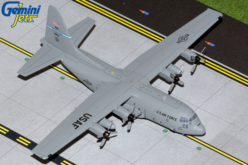 GeminiJets G2AFO1064 1:200 U.S. Air Force C-130H Hercules (Delaware ANG)