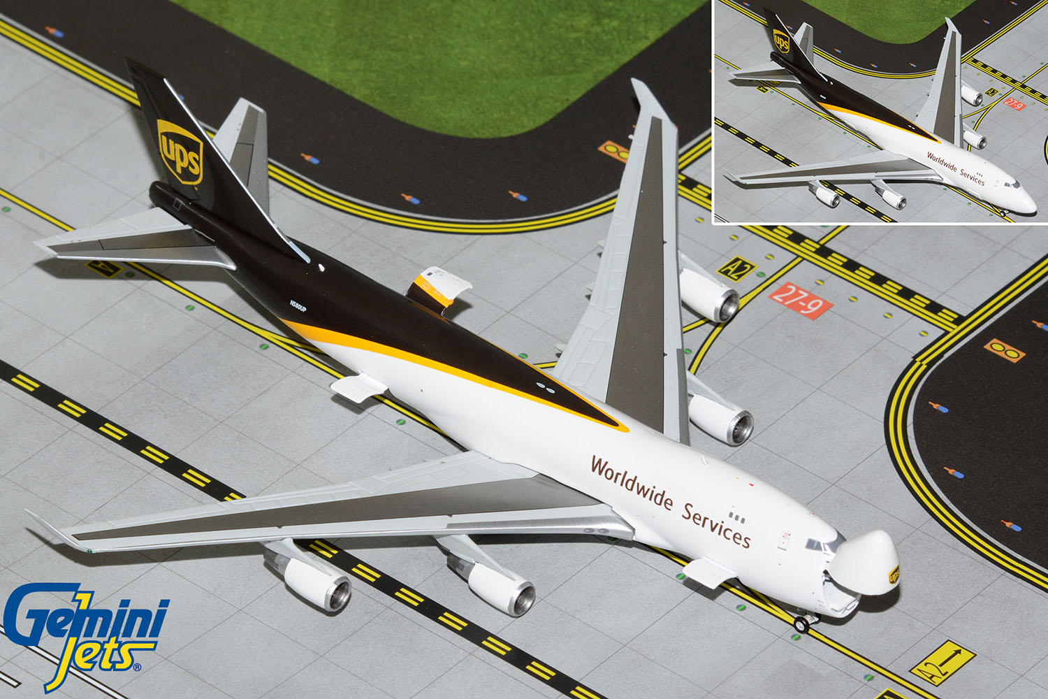 GeminiJets GJUPS2081 1:400 UPS Boeing 747-400F (Optional Doors Open/Closed Config) N580UP