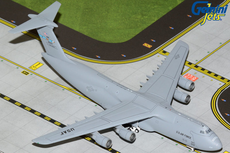 GeminiJets GMUSA122 1:400 U.S. Air Force C-5M Super Galaxy (Dover AFB)