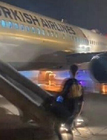 Turkish Airlines Boeing 737 Evacuated After Landing Gear Fire