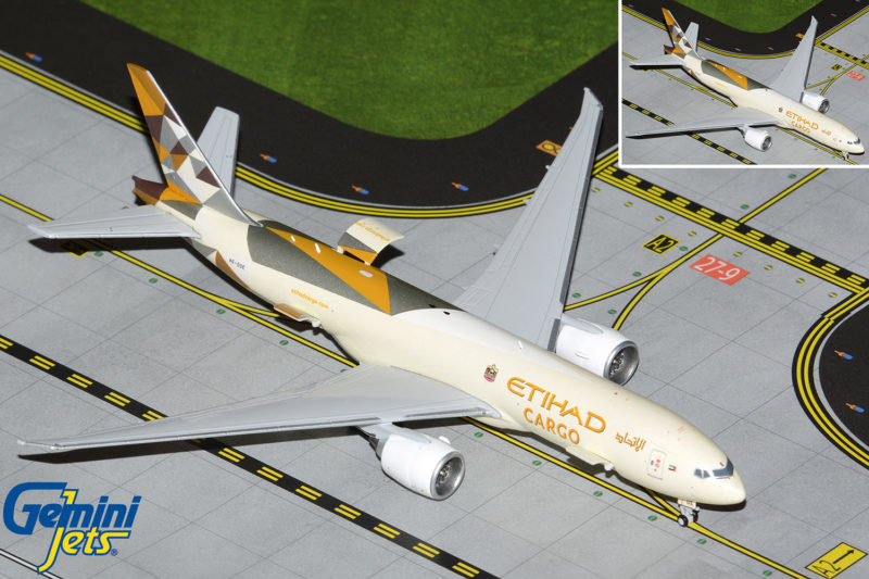 GeminiJets GJETD2146 1:400 Etihad Cargo Boeing 777 (Doors Open/Closed) A6-DDE