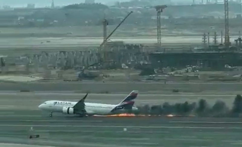 LATAM Airbus A320 kollidiert mit Feuerwehrauto beim Start