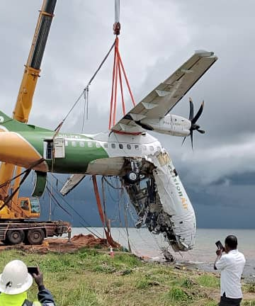 Precision Air ATR 42 Crashes Into Lake Victoria In Tanzania