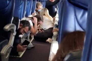 Passengers Shelter on Aeromexico Plane During Shooting in Mexico