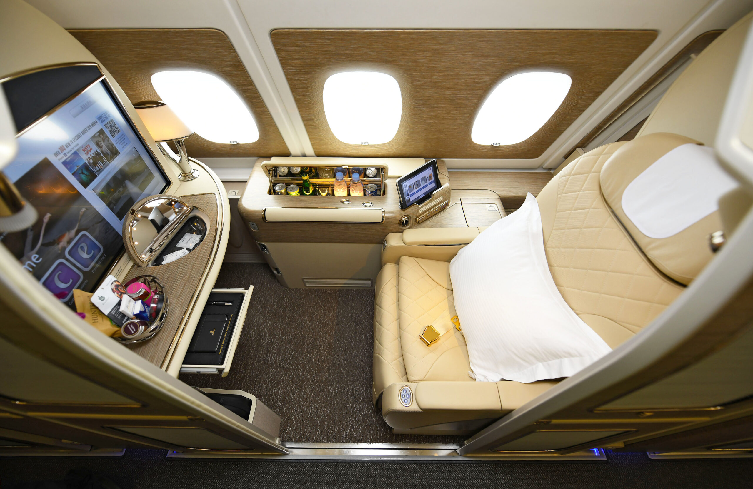 emirates primera clase suite a380