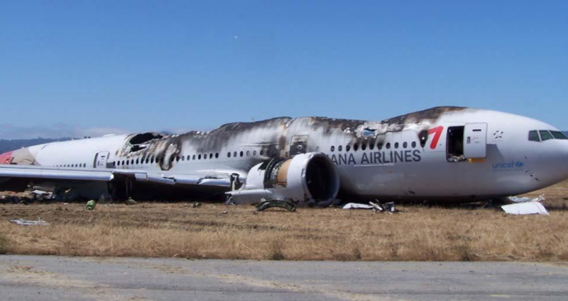 a plane that has been crashed