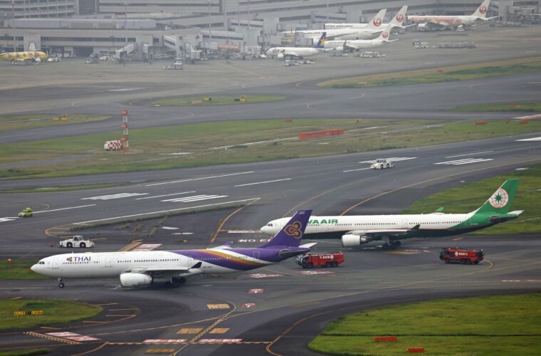 EVA Air and Thai Airways A330s Collide at Tokyo Haneda Airport