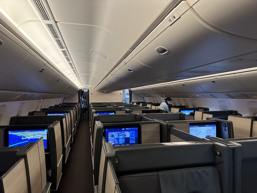 Trip Report: ANA B787 Economy Middle Seat to B777 Widest Business Suite