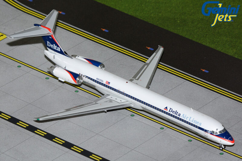 GeminiJets G2DAL962 1:200 Delta Air Lines MD-88 N925DL